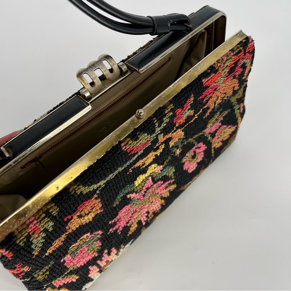 Vintage Needlepoint Purse Bag Unique Dova Tapestry/Carpet Handbag Black Floral - Picture 12 of 16